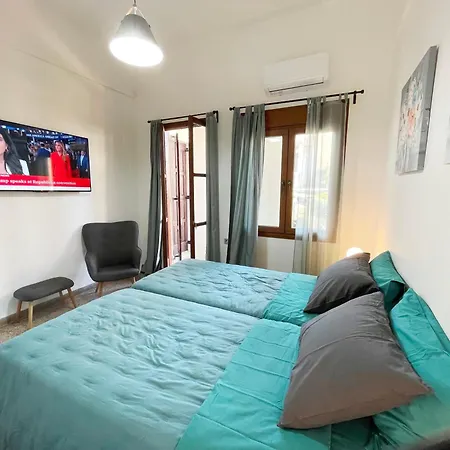 Naos-sea Front Vacation By Chania Center Holiday home