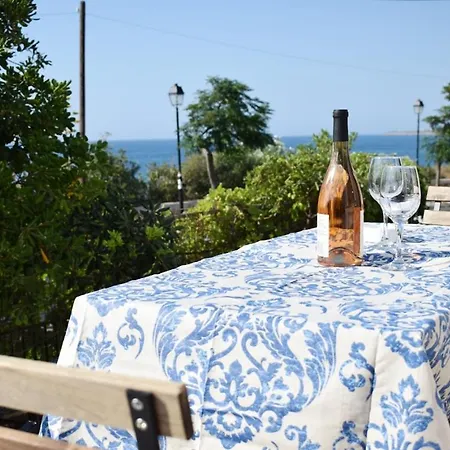 Naos-sea Front Vacation By Chania Center Holiday home Chania (Crete)